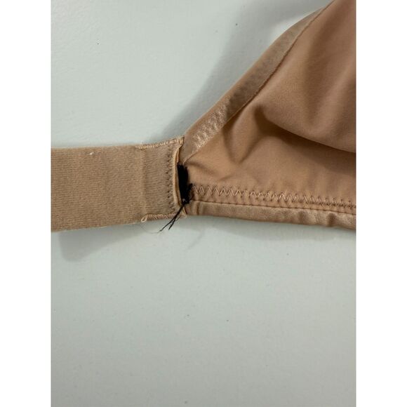 Victoria's Secret Women's Nude Beige Underwire Padded Pushup Bra Size 34B - Picture 5 of 7